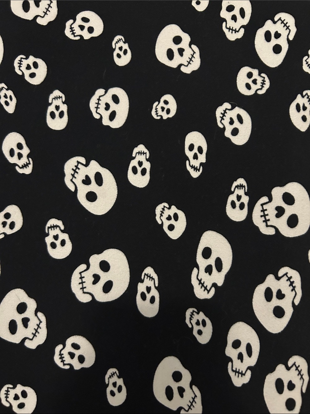 Unique Vintage Wiggle Dress in Skull Print - Picture 5 of 9